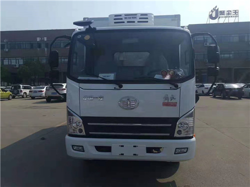 解放虎VN藍(lán)牌廂長(zhǎng)4.13米冷藏車，不超重，歡迎訂購(gòu)