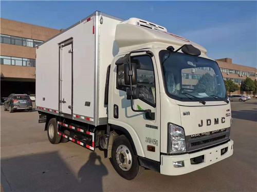 江鈴騏鈴冷藏車,上藍牌，廂體4米，整車不超重