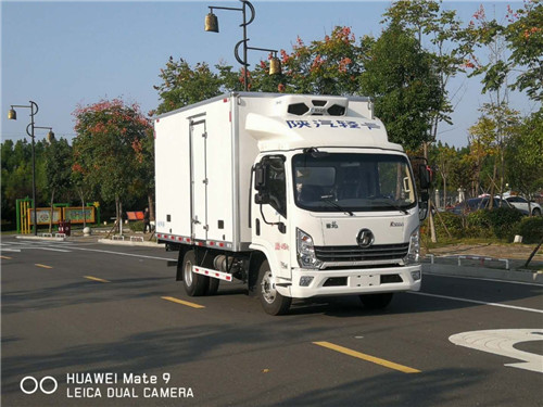 陜汽輕卡徳龍K3000國六濰柴130馬力冷藏車符合國家新規，現車多多，藍牌車的首選