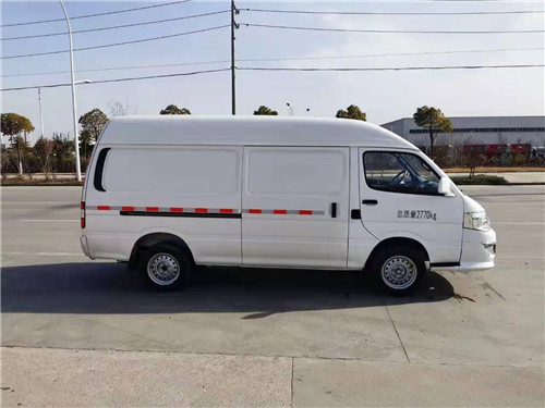 廈門金旅經濟性冷藏車.容積大配置豐富價格實惠！
