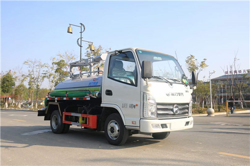 凱馬國六2方藍牌吸糞車，不超重， 環保， 免征齊全