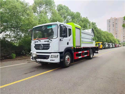 國六東風多利卡D9防役清毒灑水車圖片參數介紹