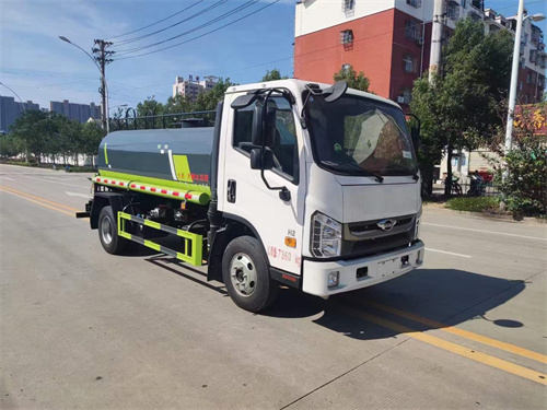 福田時代領航H2 5方灑水車廠家直銷，價格優(yōu)惠