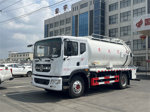 東風D9清洗吸污車13方廠家直銷，價格優惠