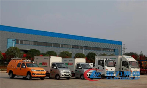 程力新能源醫用冷鏈專用車和電源搶險車一車難求。