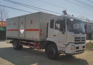 國五東風天錦雜項危險物品廂式運輸車 