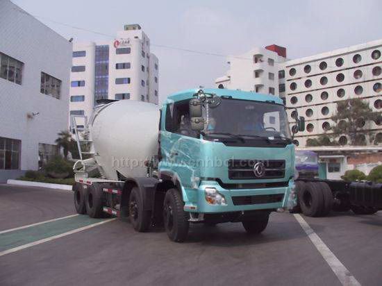 東風(fēng)大力神14立方攪拌車價(jià)格45.2萬(wàn)
