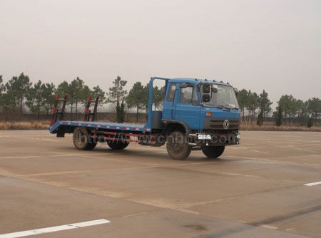 東風(fēng)153豪華駕駛室平板運(yùn)輸車(chē)